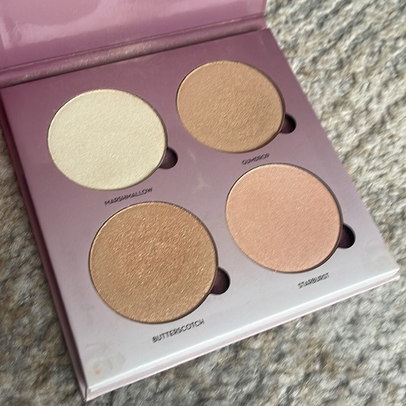 Makeup Set - Picture 8 of 8